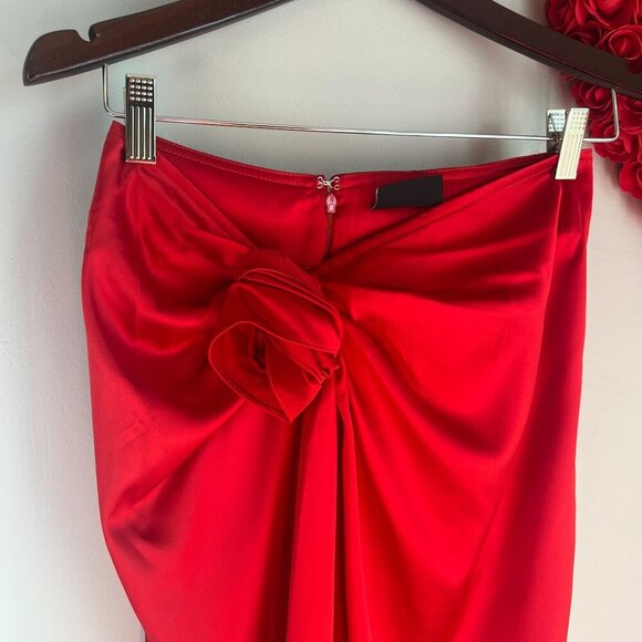 Vici Womens Midi Satin Floral Knot Draped Skirt SMALL in Red - Picture 2 of 9